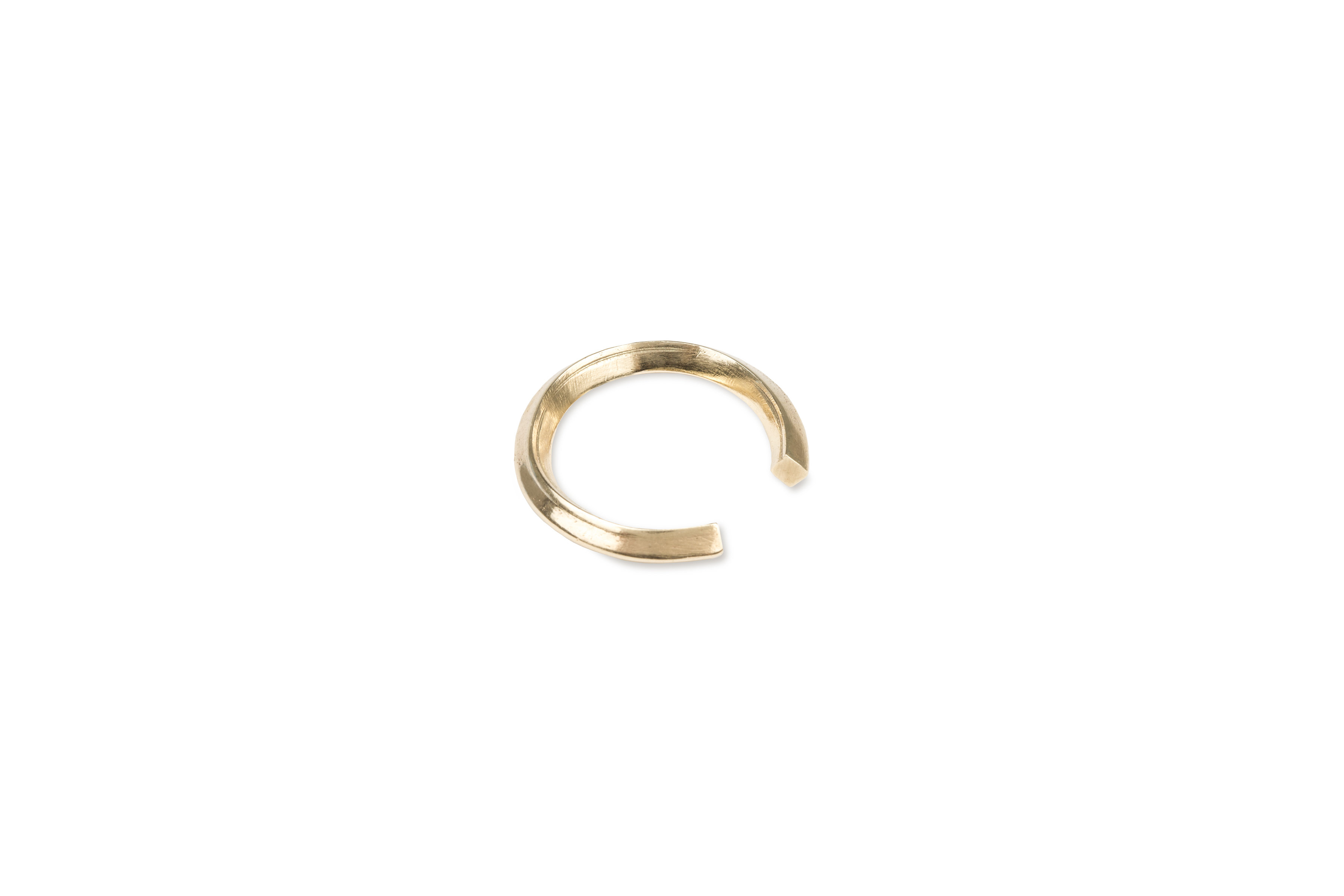 Medium 9ct Gold Torc Ring2